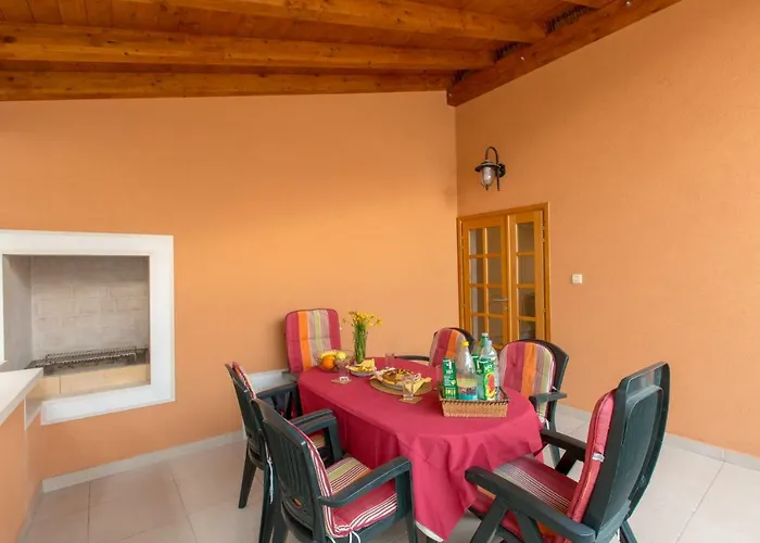 Appartement Lucija *