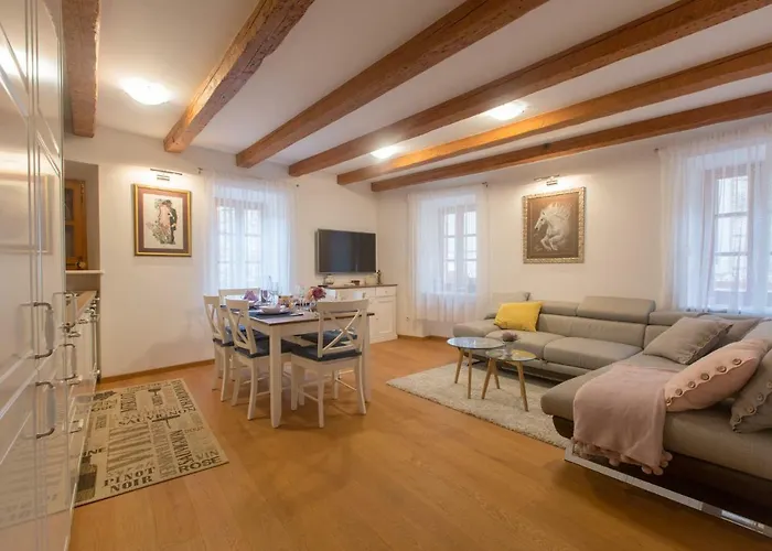 Lucija Appartement *